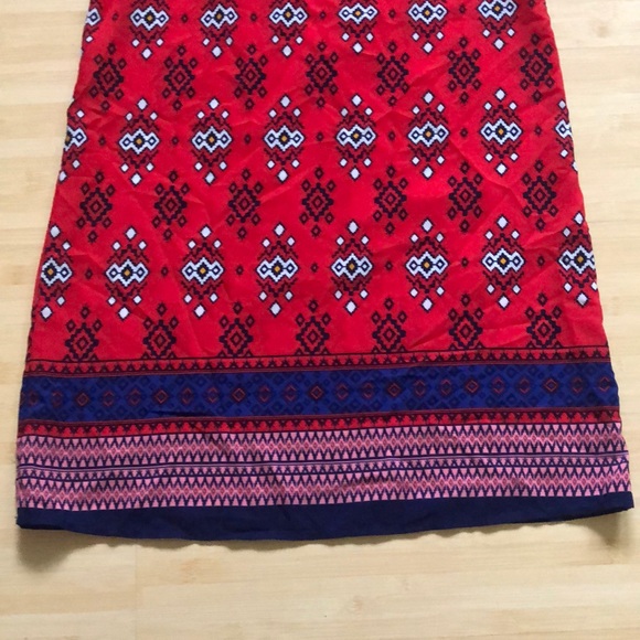 Pattern Red Dress - Picture 4 of 7